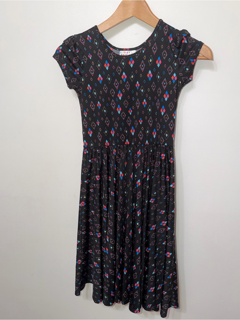 Dot Dot smile Girls 8/10 Black Diamond-Print cap sleeve twirl dress